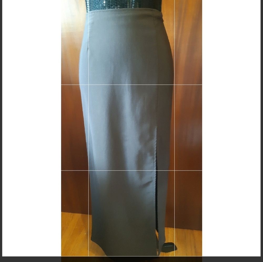 Andrea Quinn Long Brown Skirt Size 9
